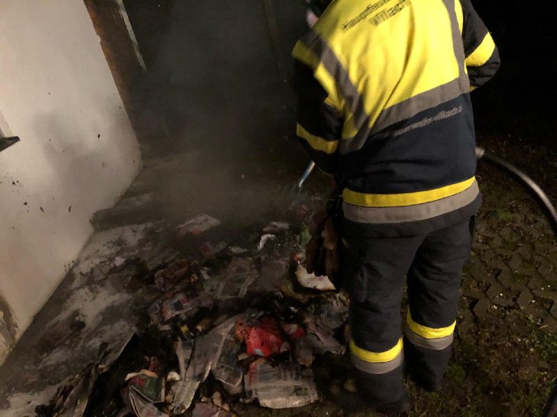 Müllcontainerbrand (Bild 1)
